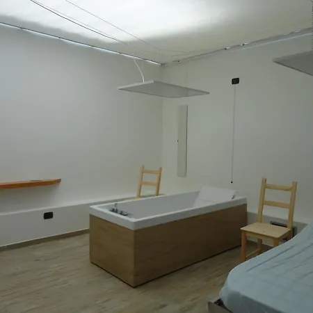 Apartment G&g Star Well